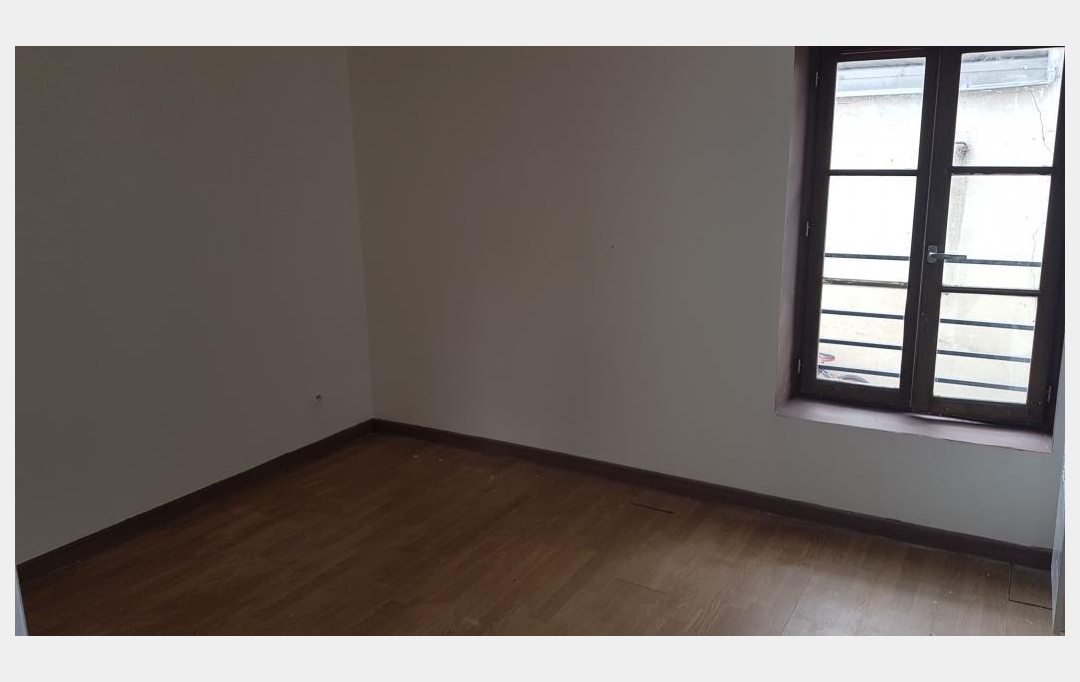 Annonces PANTIN : Appartement | TREMBLAY-EN-FRANCE (93290) | 38 m2 | 117 700 € 