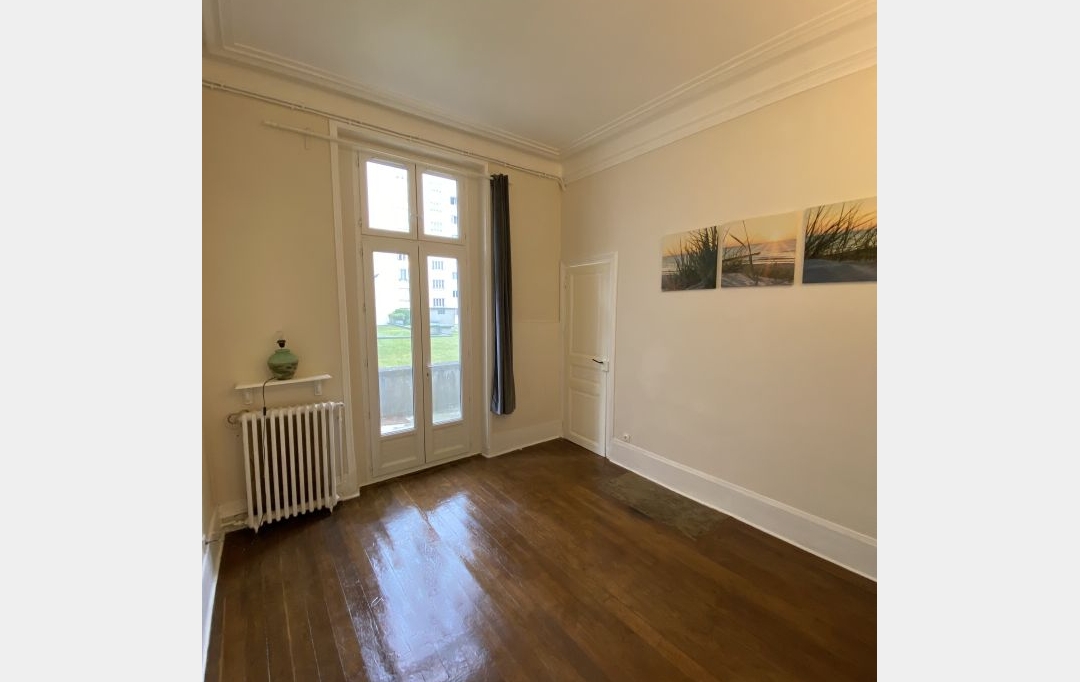 Annonces PANTIN : Apartment | CHARENTON-LE-PONT (94220) | 30 m2 | 1 150 € 