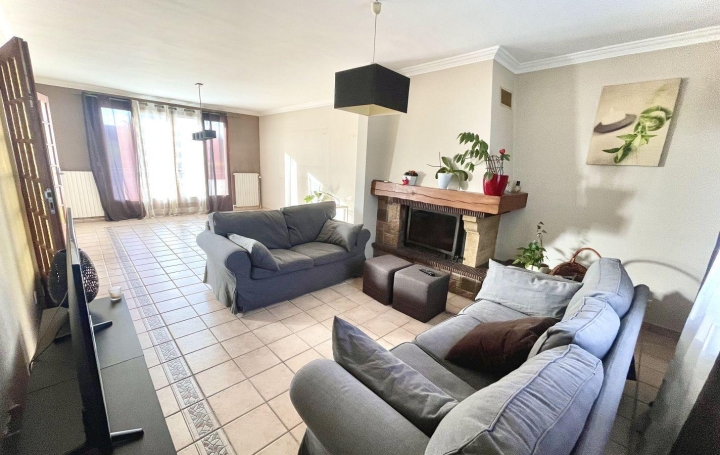 Annonces PANTIN : Maison / Villa | TREMBLAY-EN-FRANCE (93290) | 123 m2 | 412 650 € 