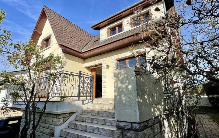 Annonces PANTIN : Maison / Villa | TREMBLAY-EN-FRANCE (93290) | 123 m2 | 412 650 € 